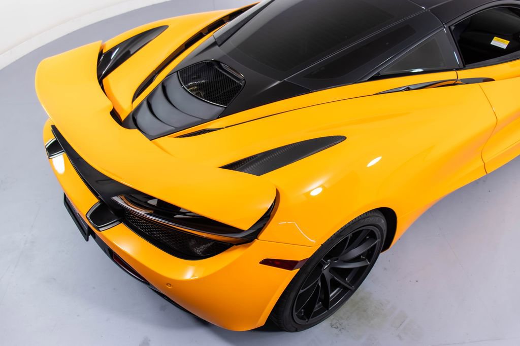 Used 2021 McLaren 720S Performance image 21