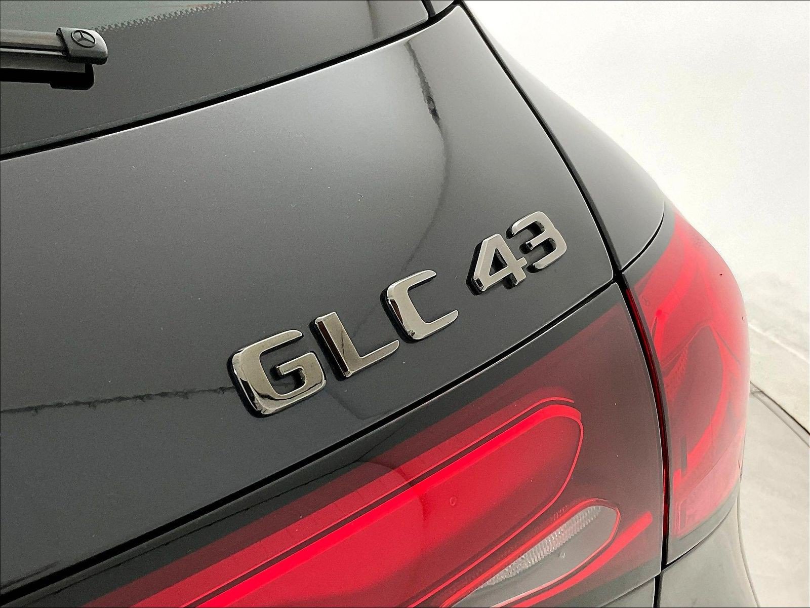 Certified 2025 Mercedes-Benz GLC 43 AMG 4MATIC image 24