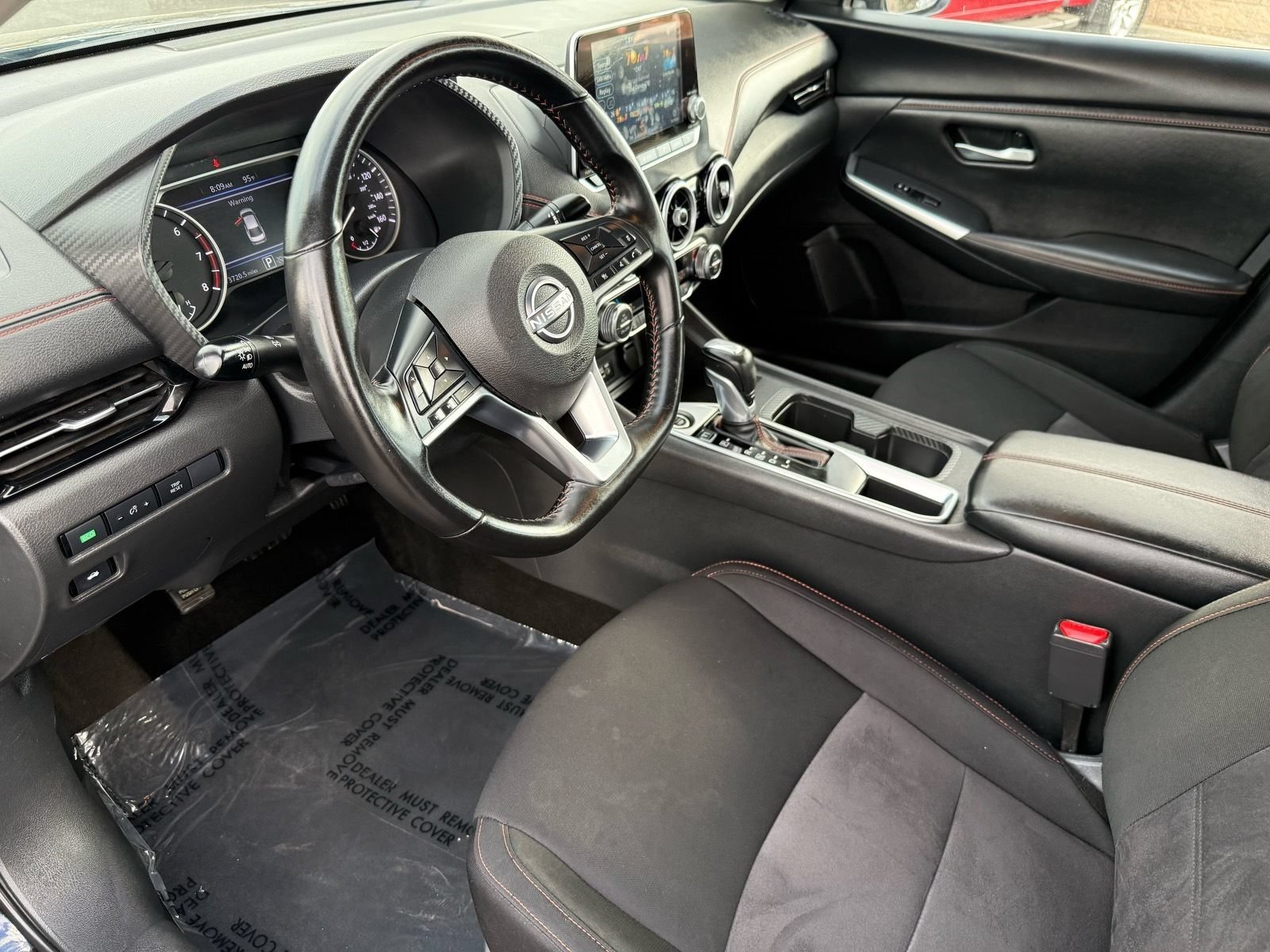 Used 2025 Nissan Sentra SR FWD image 11