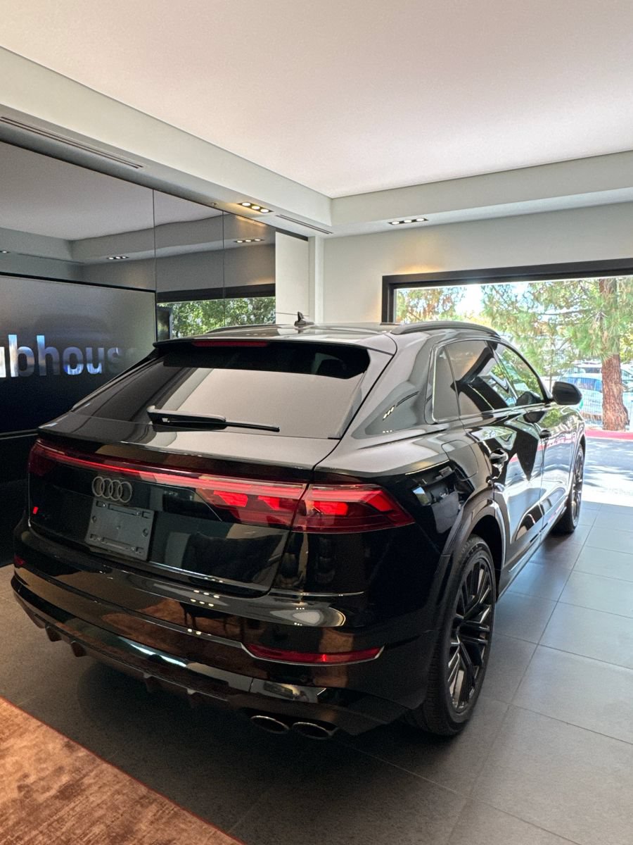 Used 2024 Audi SQ8 Prestige w/ Prestige Package AWD/4WD image 5