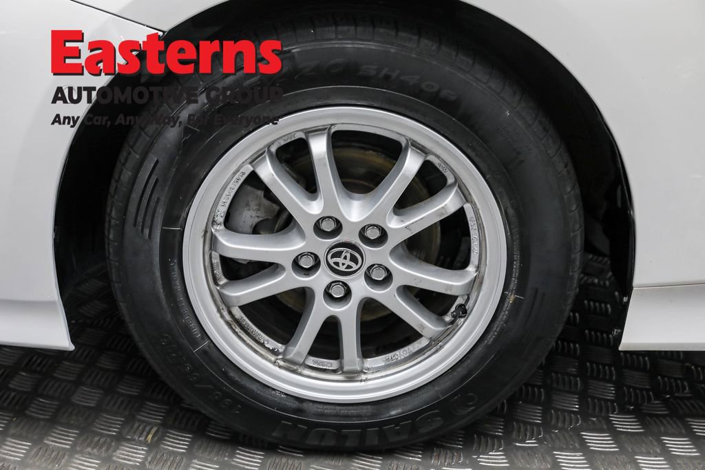 Used 2022 Toyota Prius LE image 28