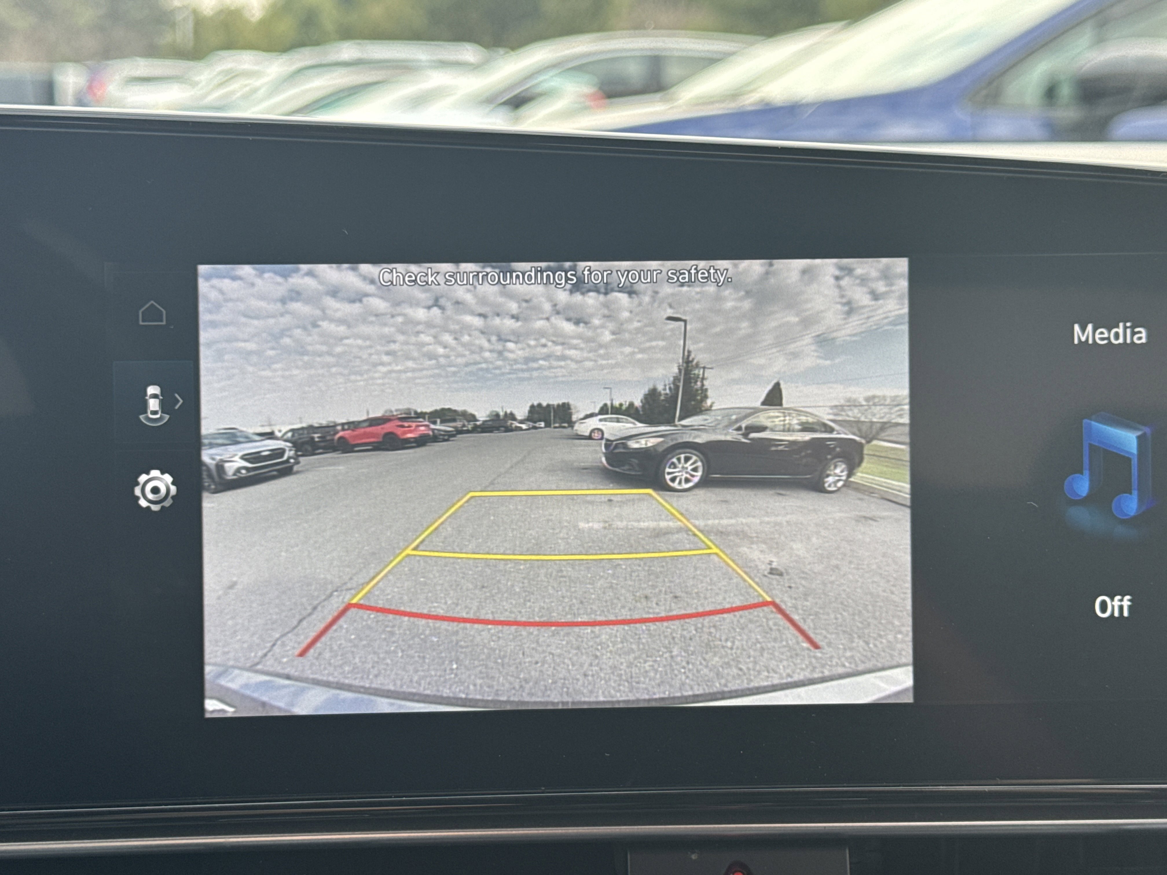 Used 2024 Hyundai Elantra SEL w/ Convenience Package image 22