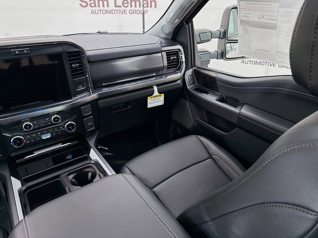 New 2025 Ford F250 Lariat w/ Lariat Ultimate Package image 25