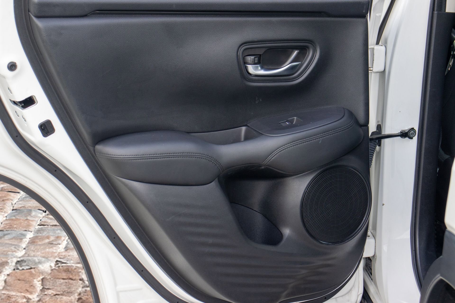 Used 2024 Honda HR-V LX image 8