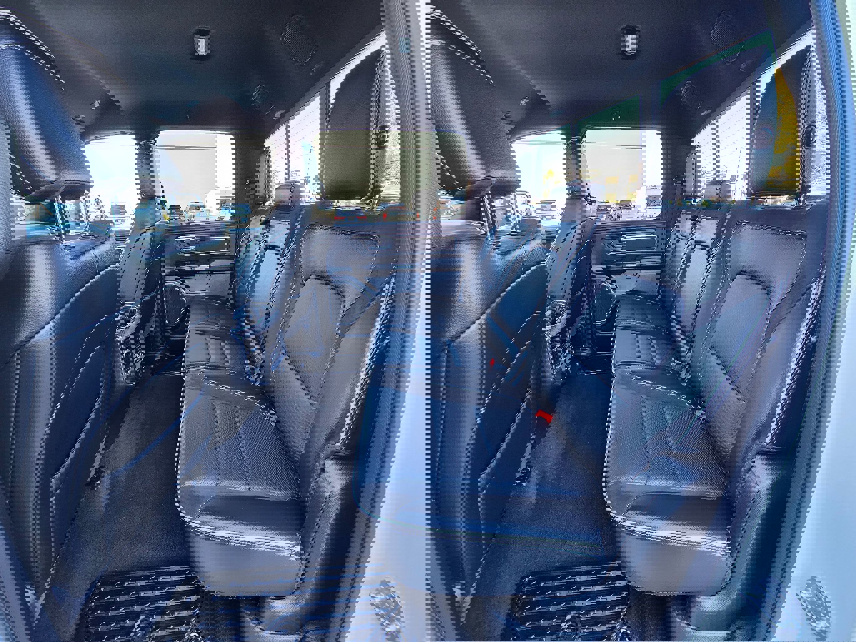 Used 2025 RAM 1500 Laramie image 19