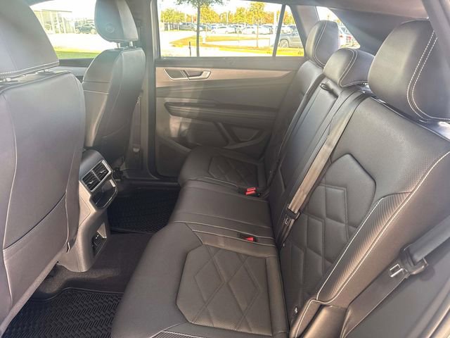 New 2026 Volkswagen Atlas Cross Sport SE FWD image 19