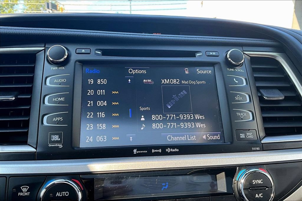 Used 2018 Toyota Highlander Limited Platinum AWD/4WD image 15