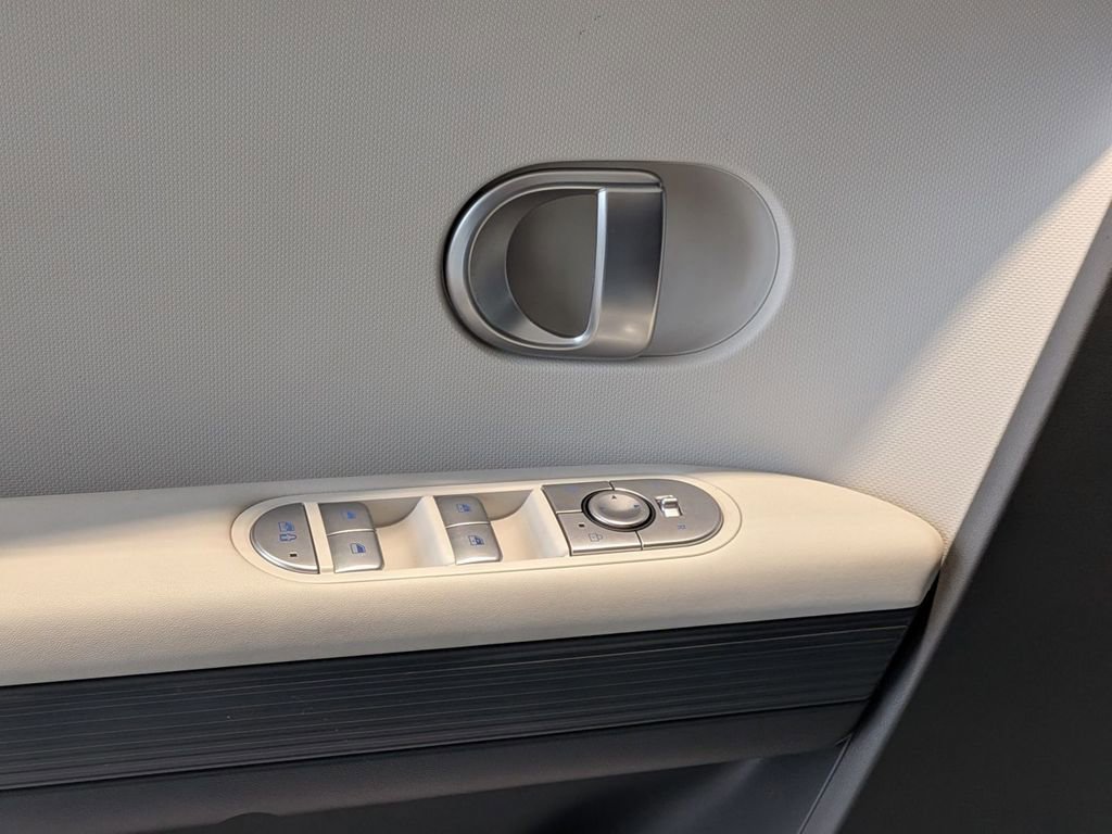 Certified 2024 Hyundai Ioniq 5 SEL image 14