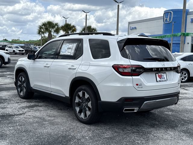 New 2026 Honda Pilot Touring image 9