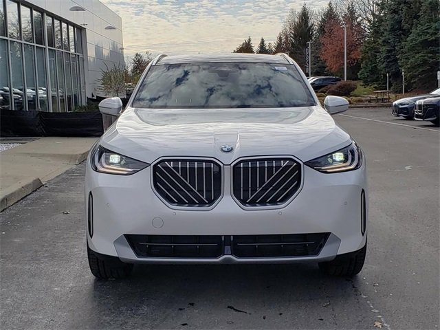 New 2026 BMW X3 xDrive30 w/ Premium Package image 2