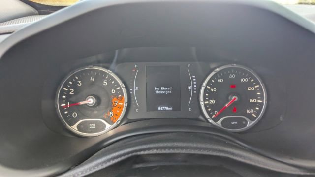 Used 2018 Jeep Renegade Latitude image 28