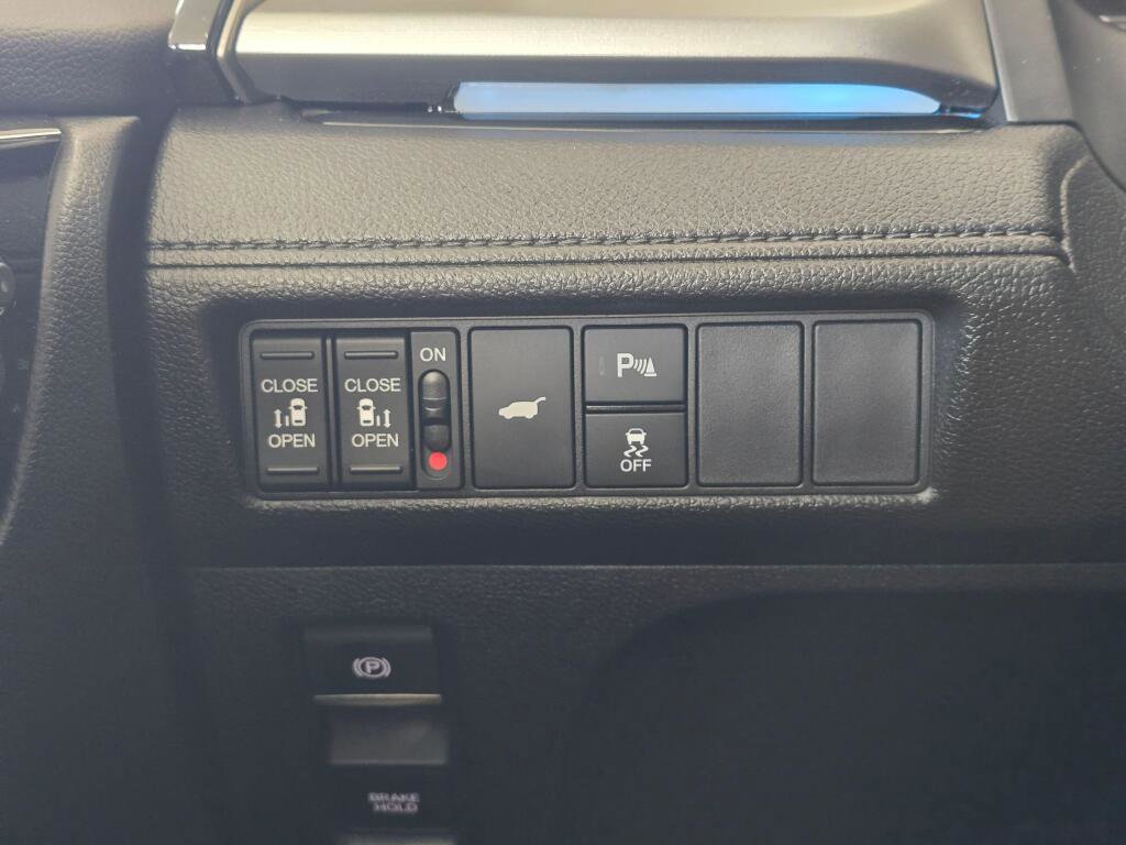 Used 2025 Honda Odyssey Touring image 27