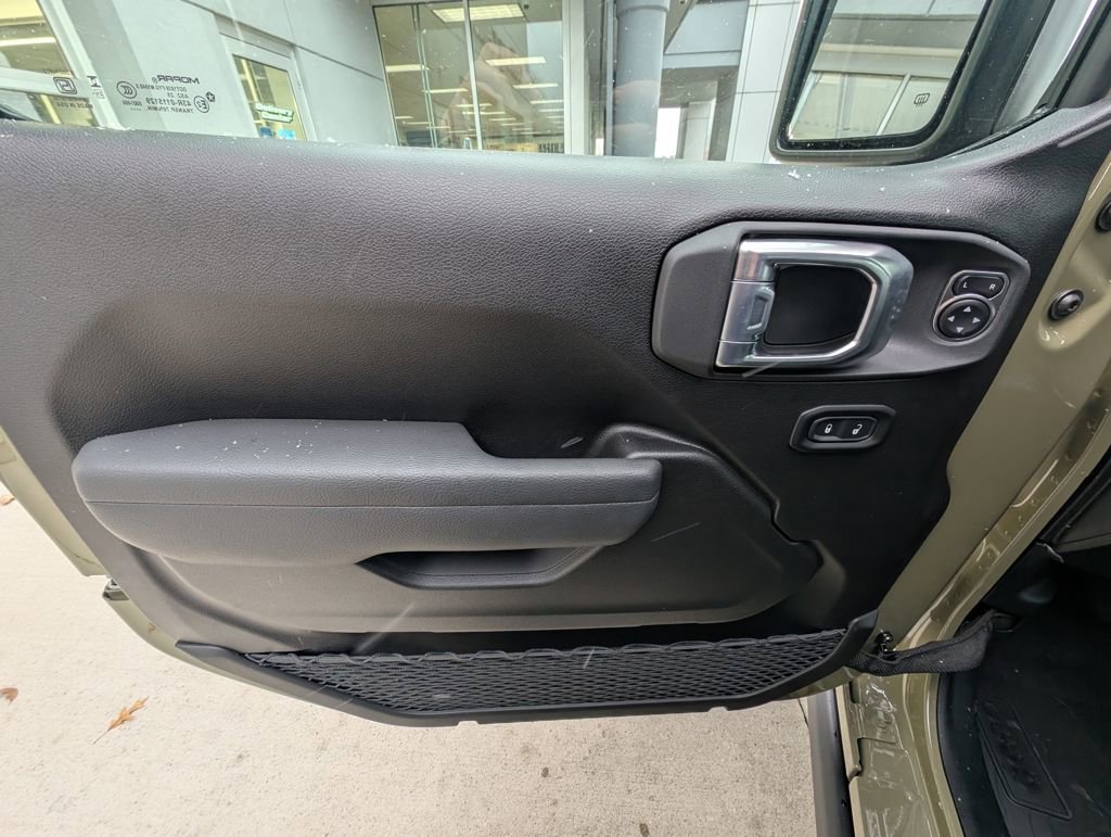 New 2026 Jeep Wrangler Unlimited Rubicon image 33