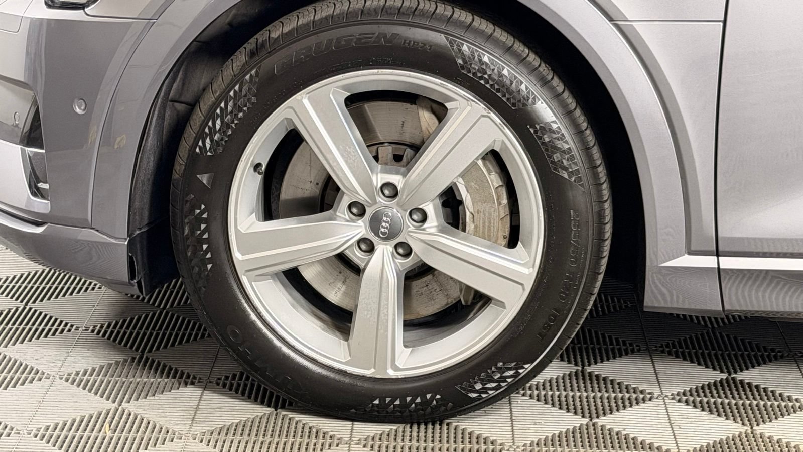 Used 2019 Audi e-tron Premium Plus AWD/4WD image 6
