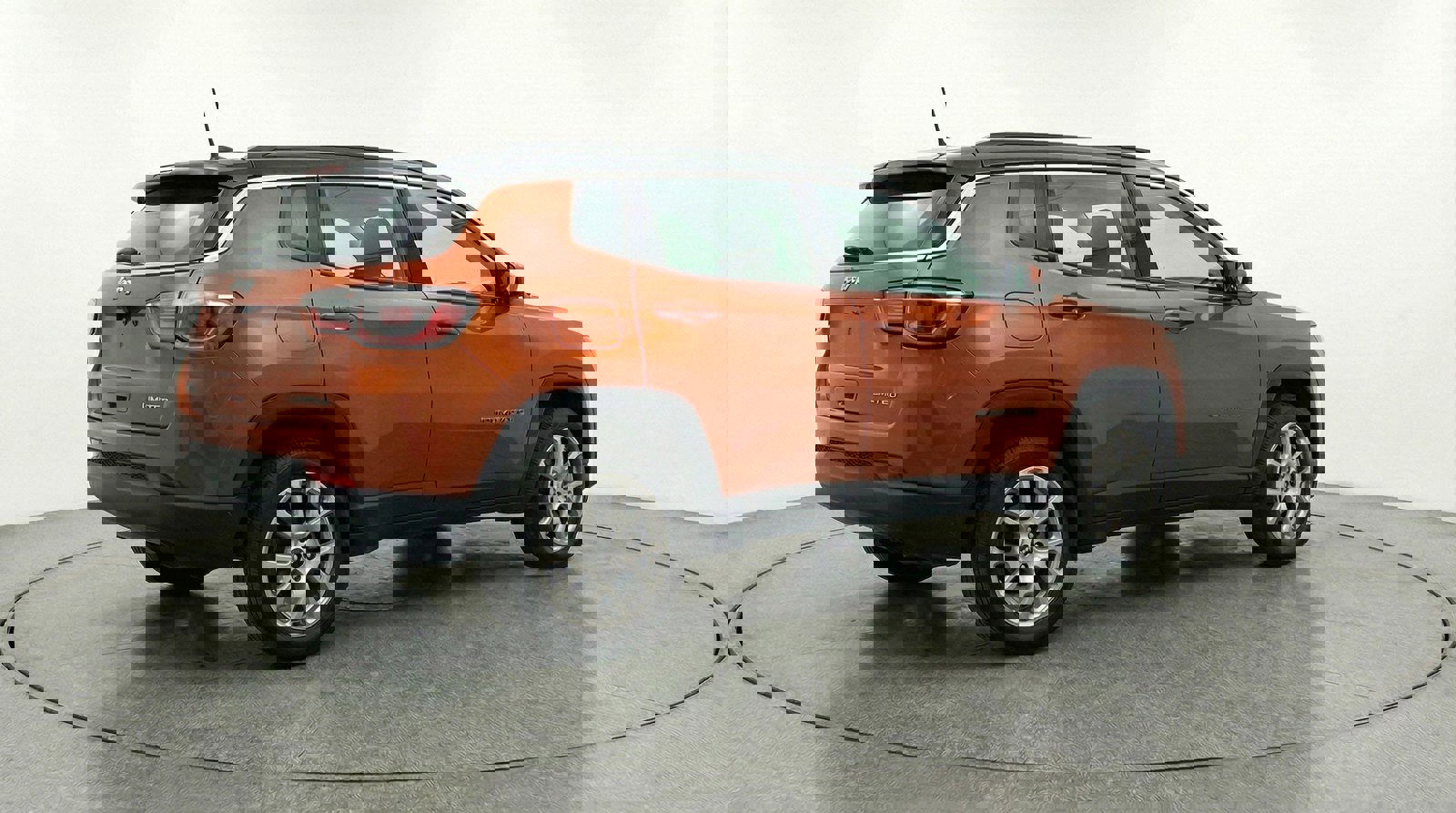 Used 2025 Jeep Compass Limited image 7