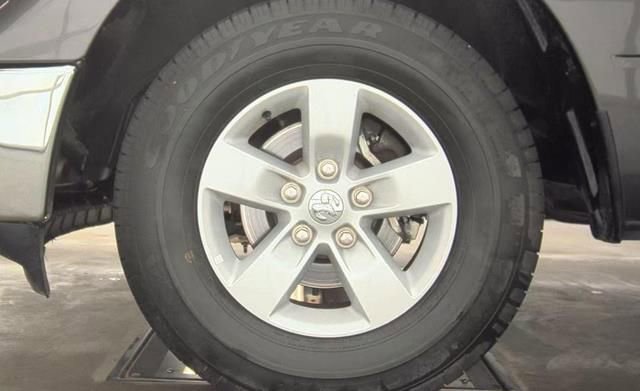 Used 2023 RAM 1500 Classic SLT w/ Trailer & Traction Group image 9