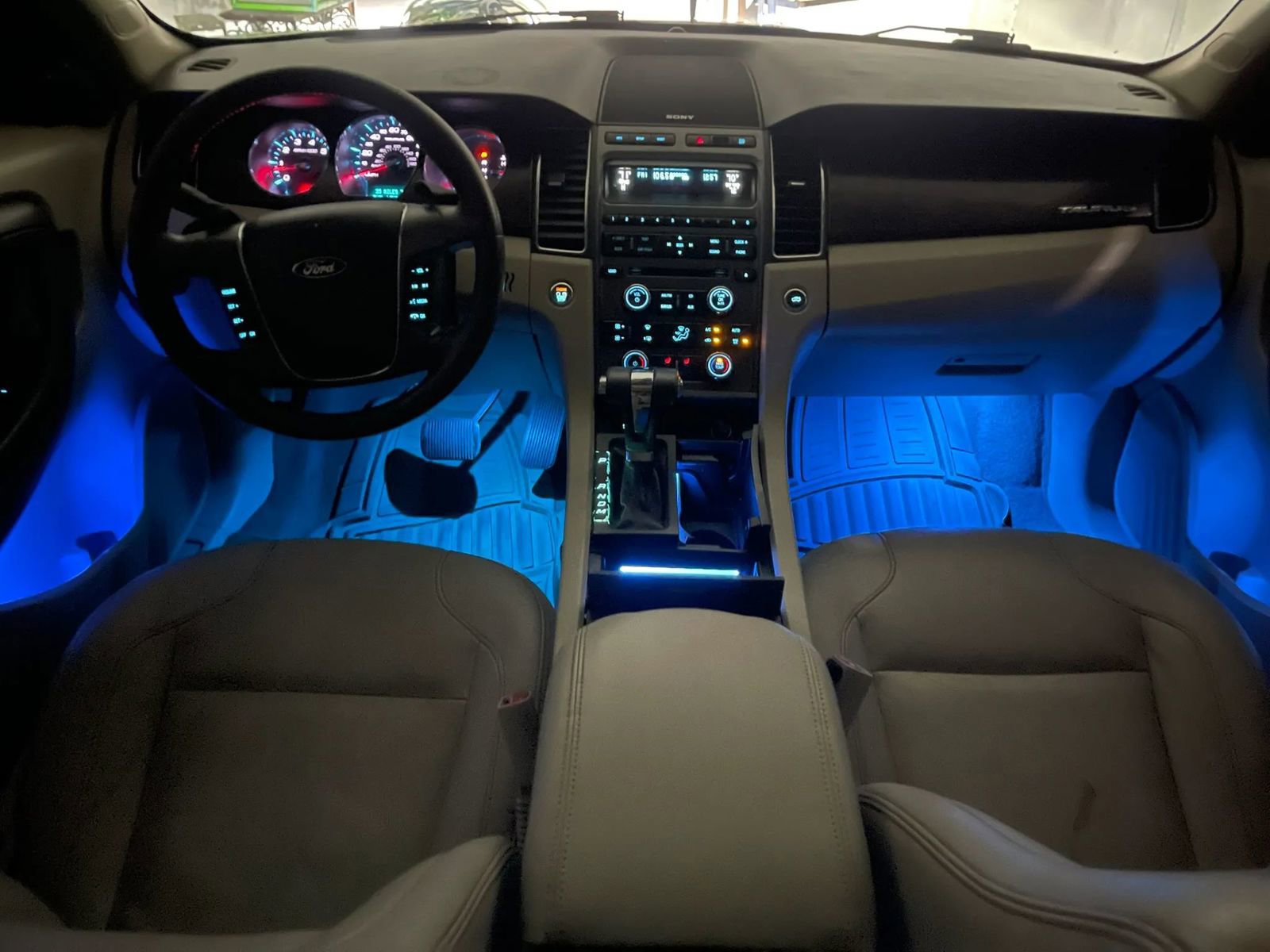 Used 2011 Ford Taurus SEL w/ 202A Rapid Spec Order Code image 20