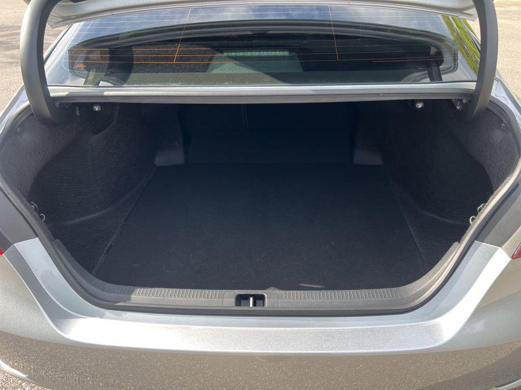 Used 2023 Toyota Camry XSE FWD image 19