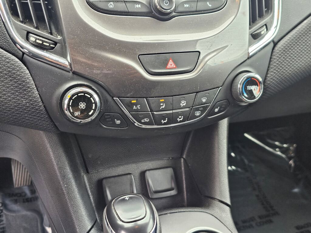 Used 2017 Chevrolet Cruze LT w/ Convenience Package image 34