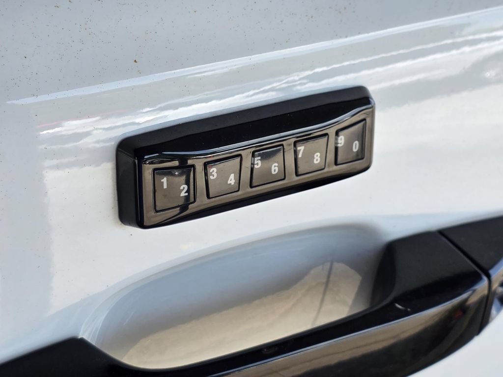 Used 2021 GMC Canyon AT4 AWD/4WD image 26