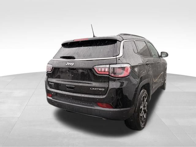 Used 2024 Jeep Compass Limited AWD/4WD image 5
