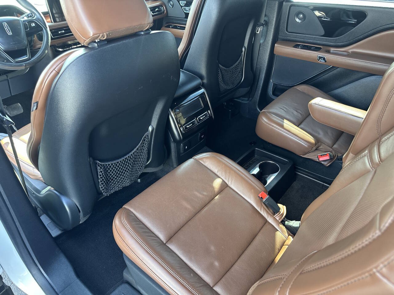 Used 2021 Lincoln Aviator Reserve w/ Equipment Group 201A AWD/4WD image 21