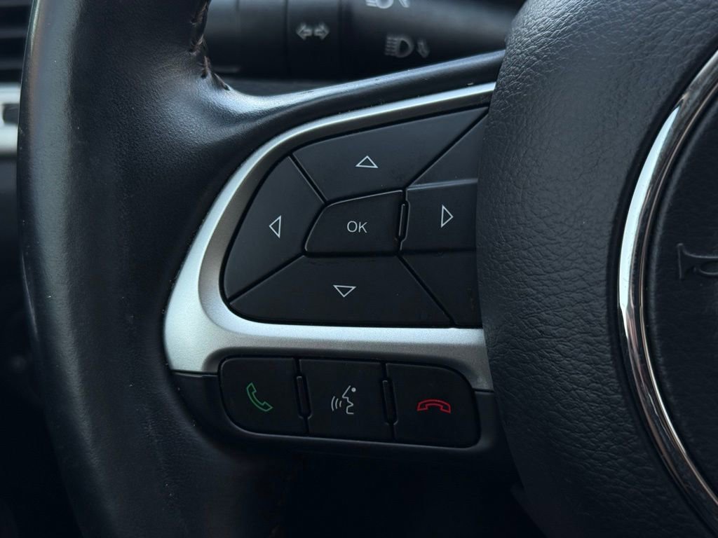 Used 2018 Jeep Compass Latitude w/ Cold Weather Group image 25