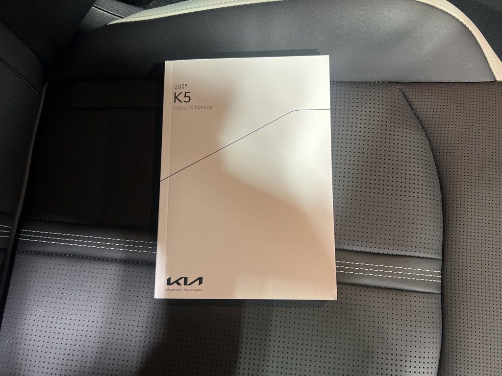 Certified 2025 Kia K5 GT-Line image 25