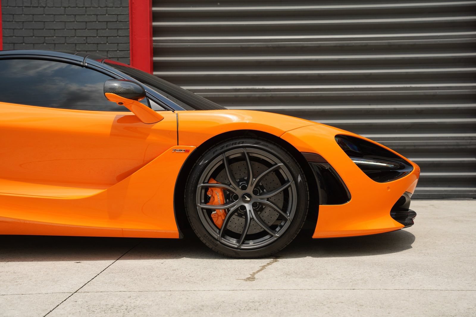 Used 2022 McLaren 720S Performance RWD image 18