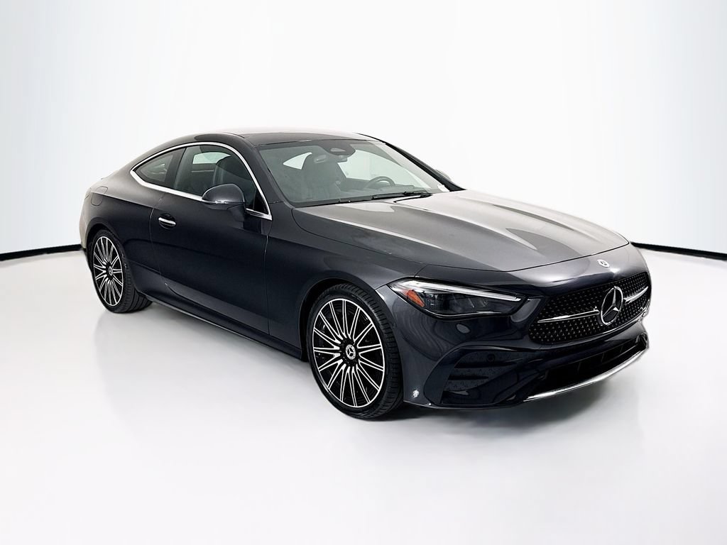 Certified 2025 Mercedes-Benz CLE 300 4MATIC Coupe image 3