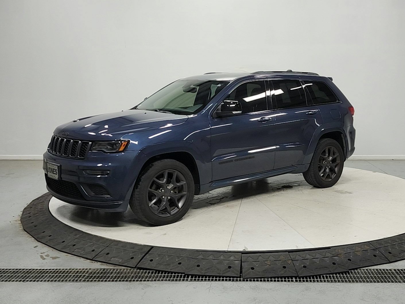 Used 2019 Jeep Grand Cherokee Limited X AWD/4WD image 4