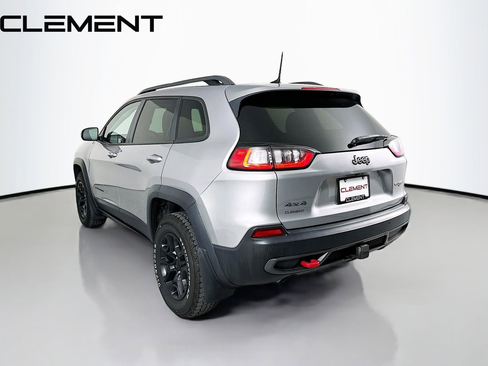 Used 2021 Jeep Cherokee Trailhawk w/ Trailer Tow Group AWD/4WD image 10