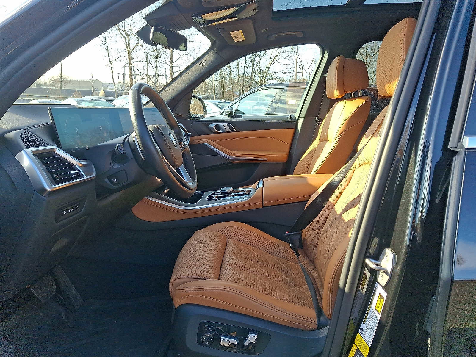 Certified 2024 BMW X5 xDrive50e w/ Premium Package image 13