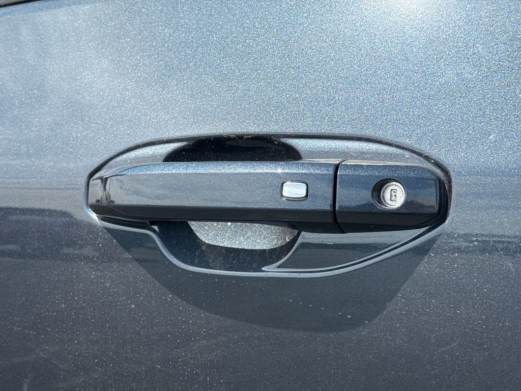 New 2025 GMC Sierra EV Denali image 15