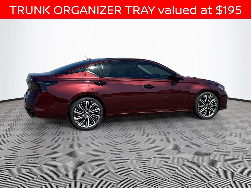 Used 2023 Nissan Altima 2.5 SL FWD image 5