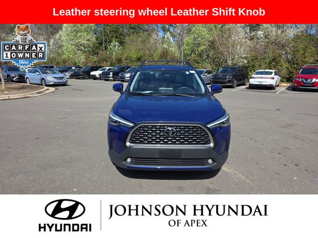 Used 2024 Toyota Corolla Cross XLE w/ Convenience Package image 11