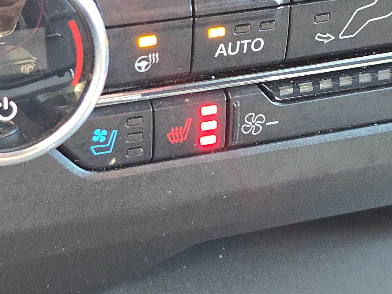 Used 2019 Ford Expedition Max XLT w/ Equipment Group 202A image 20