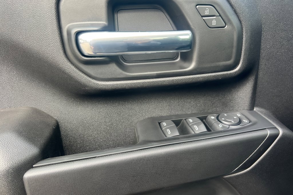 New 2026 Chevrolet Silverado 2500 Custom w/ Custom Value Package image 8