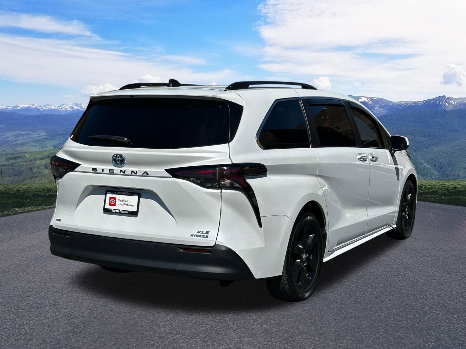 Certified 2023 Toyota Sienna XLE w/ XLE Plus Package image 6