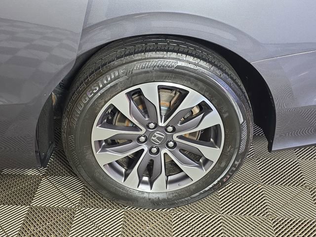 Used 2023 Honda Odyssey EX-L image 16