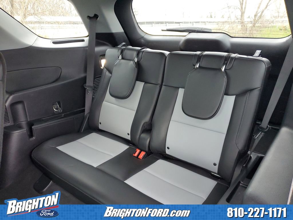 Certified 2022 Ford Explorer XLT w/ Equipment Group 202A image 13