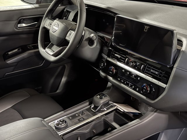 New 2026 Nissan Pathfinder SL AWD/4WD image 6