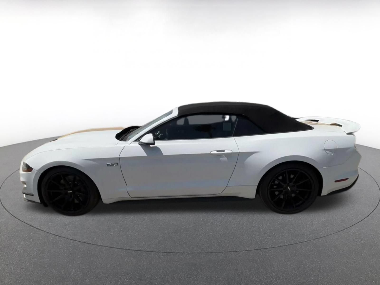 Used 2022 Ford Mustang GT Premium w/ GT Performance Package RWD image 9