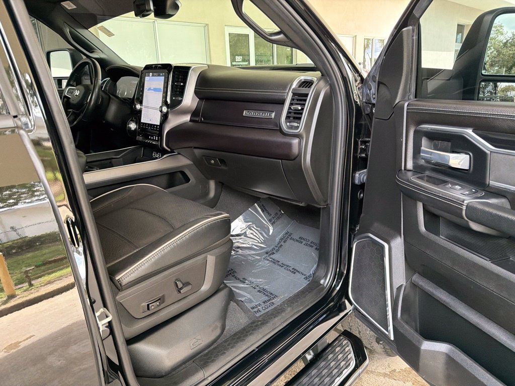 Used 2023 RAM 2500 Laramie w/ Night Edition AWD/4WD image 29