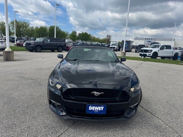 Used 2017 Ford Mustang GT Premium RWD image 2
