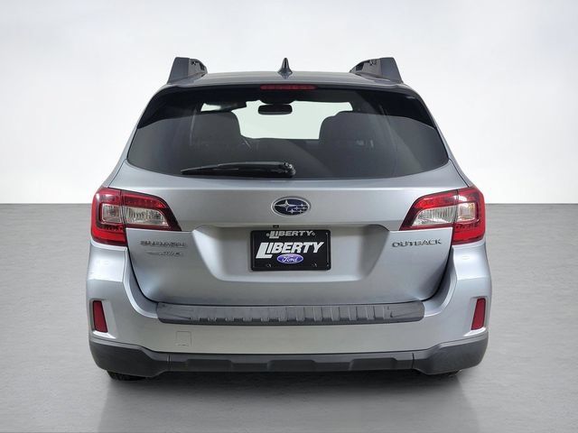 Used 2016 Subaru Outback 2.5i Limited AWD/4WD image 4