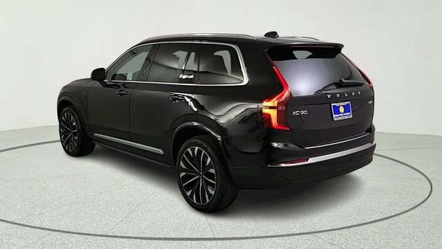 New 2026 Volvo XC90 T8 Plus w/ Protection Package Premier AWD/4WD image 5