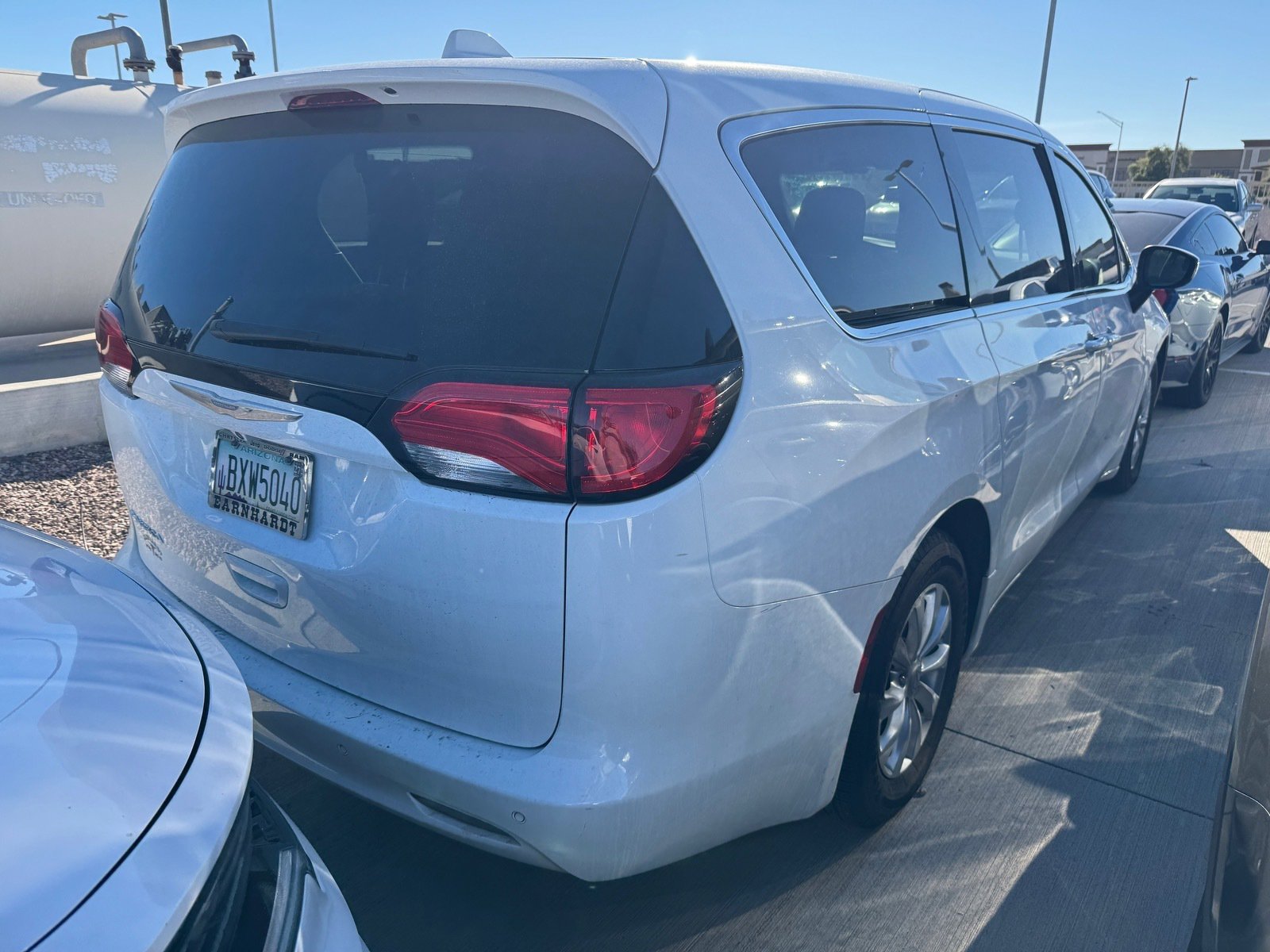 Used 2018 Chrysler Pacifica LX w/ Tire & Wheel Group image 4