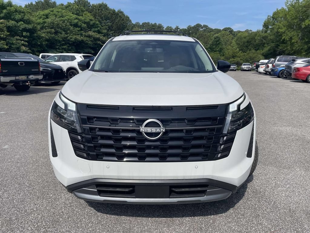 New 2026 Nissan Pathfinder Platinum FWD image 6
