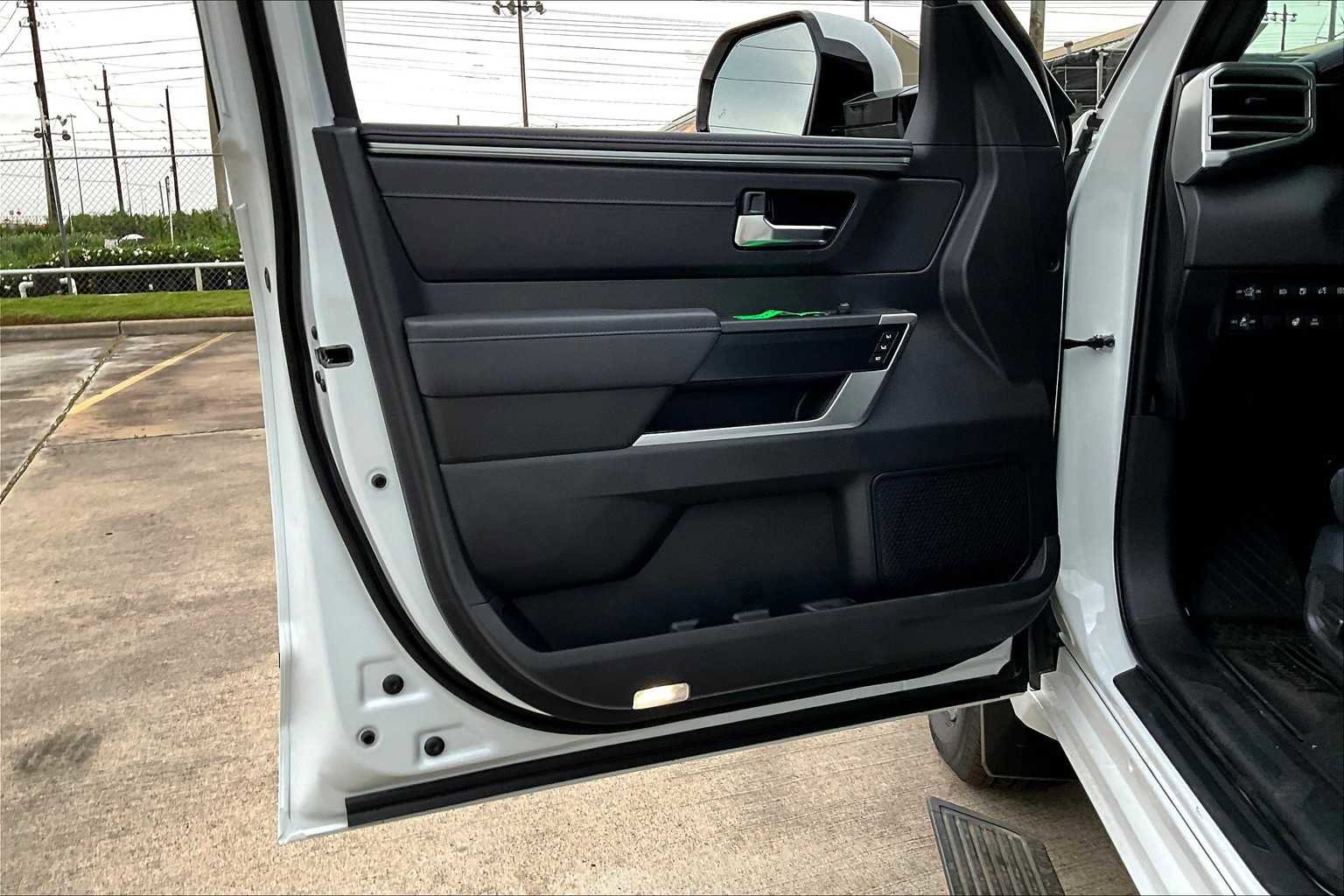 New 2025 Toyota Tundra Platinum image 16